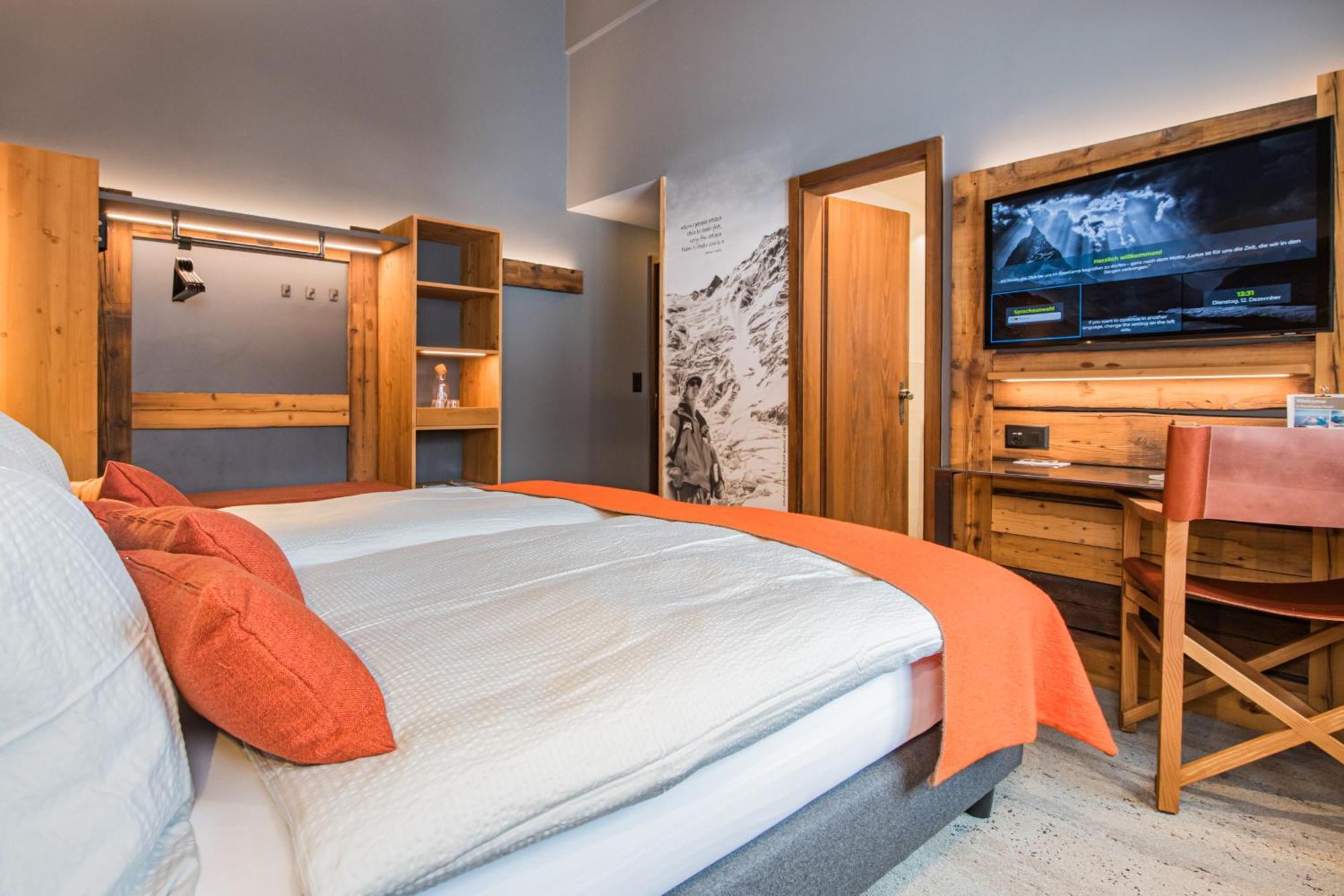 Basecamp Hotel Zermatt Exterior foto
