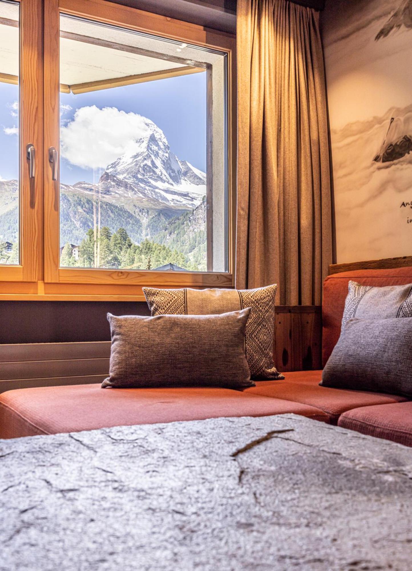 Basecamp Hotel Zermatt Exterior foto